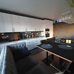 Modern Loftsleilighet *