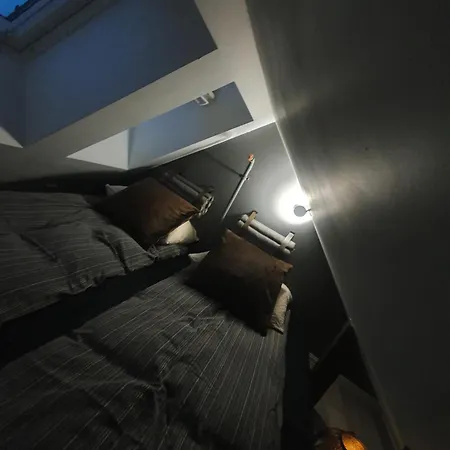 Modern Loftsleilighet * فردريكسْتاد