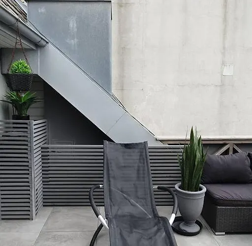 Modern Loftsleilighet * فردريكسْتاد